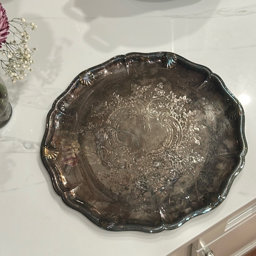 Vintage Towle silver plated serving platter from 1960s? Round hosting entertain